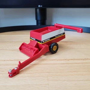Scale Models Versatile Trans/axial 2000 Pull Type Combine 1st Edition - Picture 1 of 15