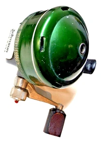 Johnson 710B Spincast Rolle - Bild 1 von 5