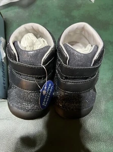 Stride Rite Kids Martin Black Iridescent Size 3.5M - Picture 1 of 4