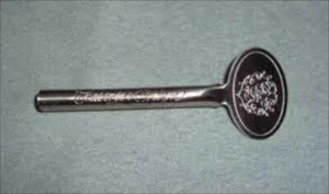 Crabtree & Evelyn  Metal Vintage Tube Key Engraved Monogram  - Picture 1 of 1