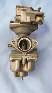 Honda CD125 carburettor carb - Picture 1 of 5
