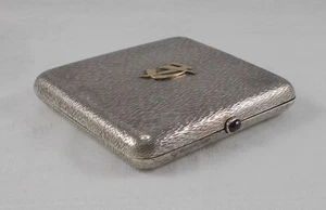 *RAR* Estuche de cigarrillos sólido Samorodok Nugget Design de plata 813 alrededor de 1908 - Imagen 1 de 20