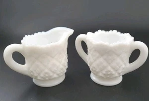 Vintage Westmoreland Milk Glass Sugar & Creamer Diamond Pattern Thumblina Size - Picture 1 of 9