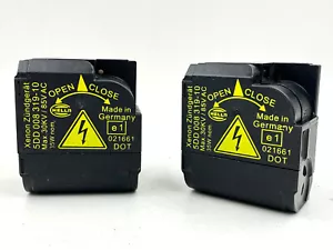 2x OEM 02-07 Mercedes ML Class Xenon Igniter HID D2S Light Bulb Socket - Picture 1 of 2