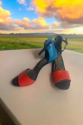 Jessica Simpson Sandalias Tacones Altos Cuero Zapatos Sawana Talla 7.5 Pulgadas Foto 1 de 4