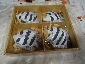 LOT=== 4POissons platre ,décor maritime vitrine ,poissonnier etc...12cmx9cm - Photo 1/5