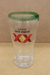 Cerveza Dos Equis X X handgeblasenes Bierglas, grüner Rand, keine Späne oder Risse - Bild 1 von 1