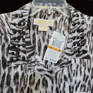 Camicetta Michael Kors donna 3X stampa leopardata metallizzata rotolo linguetta manica borchie $110 - Foto 1 di 21