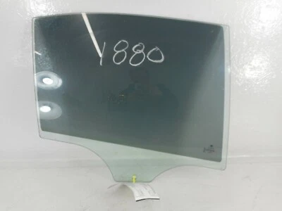 Vidrio ventana puerta pasajero trasero derecho BMW 325i sin tinte privacidad Sdn OEM 2006 Foto 1 de 3