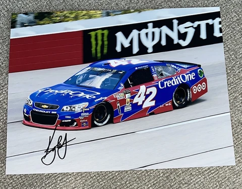 Kyle Larson Signed 8x10 Photo Credit One Car on the Track NASCAR Auto COA Cover