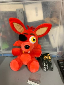 2018 Five Nights at Freddy's Plüschtier - Foxy mit Etikett - 9 Zoll - Bild 1 von 14
