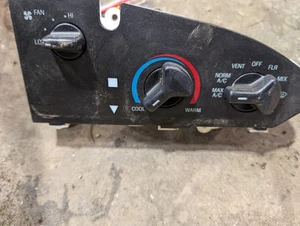 2005-2014 Ford E-150 E-250 E-350 Heater A/C Temperature HVAC Climate Control - Picture 1 of 3