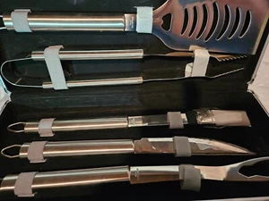 BBQ Chef 5 piece set with carry case new - Picture 1 of 6