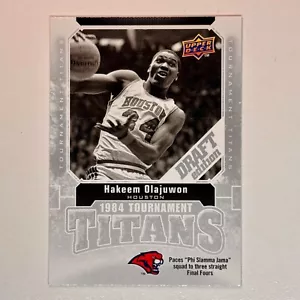 2009-10 Upper Deck Draft Edition - Tournament Titans #TT-HO Hakeem Olajuwon - Foto 1 di 2