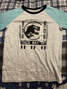 New Jurassic Park Dinosaur T-shirt Size boys 10 - Picture 1 of 3