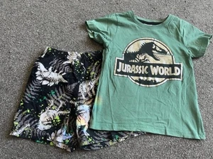 Pijama corto de verano de dinosaurio verde para niños TU Jurassic World 5-6 años - Imagen 1 de 3