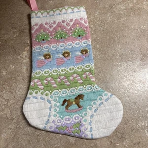Kind/Baby Weihnachtsstrumpf Pastell Bäume Engel Schaukelpferd 11" Handarbeit? - Bild 1 von 7