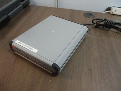 Módem de fibra óptica RAD FOM-E1T1/SC13/115 2841430000 115V 0,15A 50/60Hz usado Foto 1 de 4