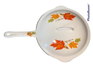 vtg DESCOWARE Belgium AUTUMN LEAVES Skillet With Lid Pan Fall  ENAMEL CAST IRON - Picture 1 of 7