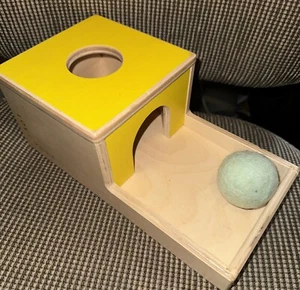 Lovevery Ball Drop Box With Felt Ball The Inspector Play Kit 7-8 Months - Picture 1 of 4