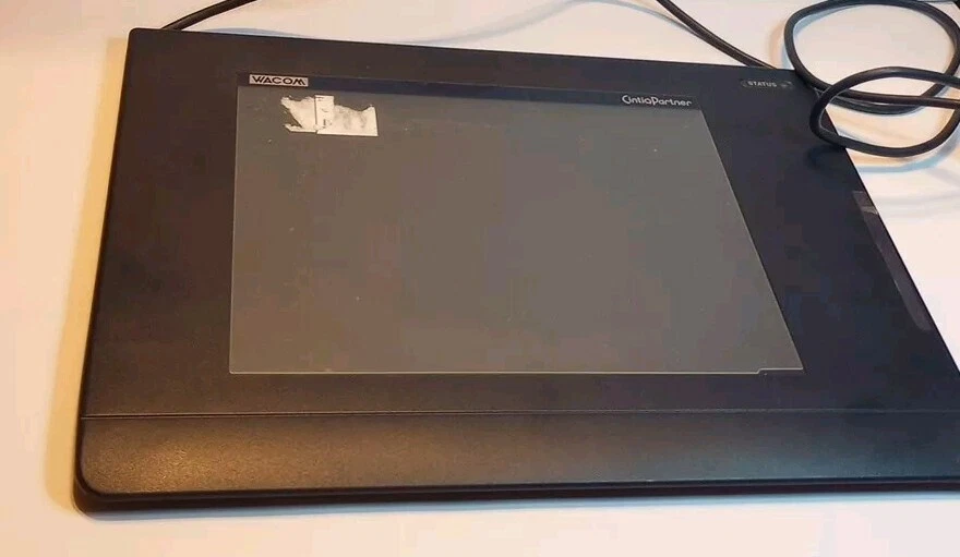 Wacom cintiq partner pen tablet ptu-600u - Image 1 of 4