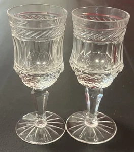 Pair Of Galway Crystal Old Galway Cordial Glasses 4 1/4" Tall - Picture 1 of 9