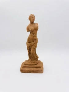 Small terracotta Venus ornament, garden godess figurine, nude woman figure - Picture 1 of 13