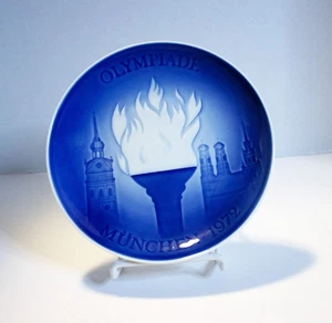 Olympiade München 1972 Olympische Flamme Gebäude 7" blau weiß Teller Deko - Bild 1 von 7