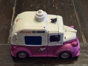 Hasbro Transformers Revenge of the Fallen Ice Cream Truck Mudflap And Skids - Picture 1 of 1