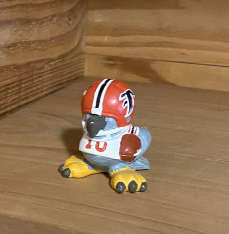 RARE Vintage 80’s Atlanta FALCONS NFL Mascots HUDDLES PVC Figure Figurine! Cover