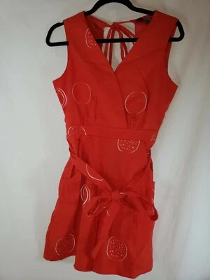 EVA FRANCO Anthropologie - Vestido XS Rojo con Patrón Círculo Blanco - Corbata Frontal Foto 1 de 4