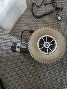 RIGHT Merits Drive Motor Rascal Power Chair M13TA-4 M1TA/B 30800059 3075913 - Picture 1 of 3