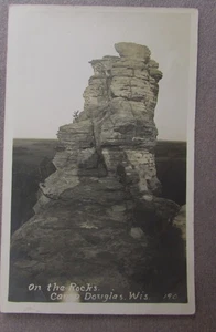 CAMP DOUGLAS WISCONSIN ON THE ROCKS UM 1911 VERSCHICKT RPPC - Bild 1 von 2