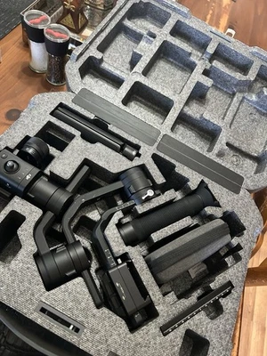 DJI Ronin S Gimbal Handheld Stabilizer With Extra battery - Image 1 of 4