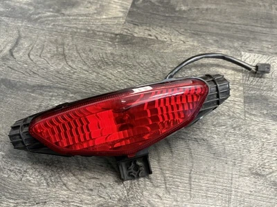 Luz de freno trasera combinada OEM Suzuki DL650 650 VSTROM 2012-2016 Foto 1 de 4
