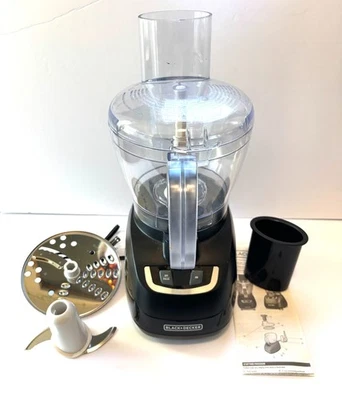 Black+Decker 8-Cup Food Processor FP1700B - Very Nice - Works - Image 1 of 4