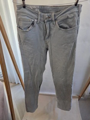 H&M Mens wear Denim Jeans Light Wash Regular Fit Blue Size 29x32 Casual Classic - Image 1 of 4