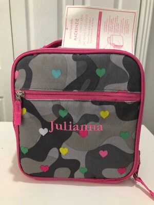 Fiambrera clásica Pottery Barn Kids gris y alfiler corazón Mackenzie “Julianna” mono Foto 1 de 4