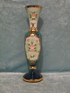 Hellblaue antike Vase aus böhmischen Glas / Email Malerei Kirschblüten Vintage