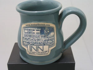 Taza de cerámica Deneen Inn at Harbor Hill Marina Niantic CT verde azulado hecha a mano 8 OZ - Imagen 1 de 10