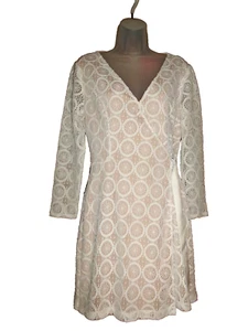 Lilly Pulitzer Damen V-Ausschnitt Spitze Langarm Wickelkleid Weiß Größe M - Bild 1 von 15