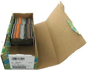 PHOENIX CONTACT 3210301 PT 1.5/S-MT Lot of 30 - Picture 1 of 2