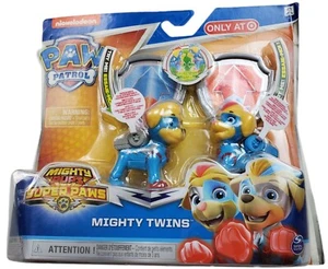 Paw Patrol Mighty Twins Tuck und Ella Super Paws Welpe & Abzeichen ~ NEU!!! - Bild 1 von 5