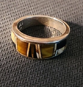 Anello da uomo originale Alvin Silverhorse intarsiato sterling misura 10 - firmato AI - Foto 1 di 3