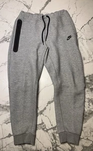 NWOT Lt Heather Grey Nike Tech Sweatpants - Youth XL - Picture 1 of 7