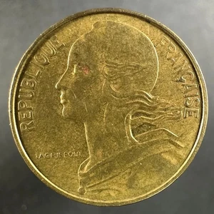 Francia 10 centesimi 1974 - dettagli forti - Foto 1 di 4