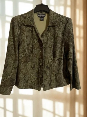 Formal Women’s Paisly Poly Blazer By Requirements - Image 1 of 3