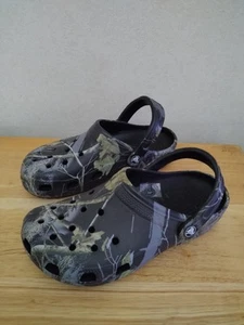 Real Tree Camo Crocs Slip On Men's 6 Women's 8 - Picture 1 of 12