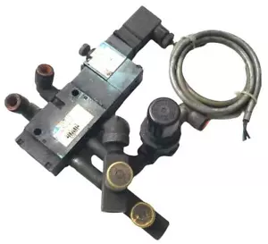 MAC 811C-PM-114JM-172 Magnetventil mit PME-114JM mit Pneumatikregler - Bild 1 von 3