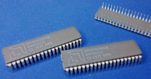 AM9080ADIB AMD 40 PINES CERDIP 8080 CPU Raro De Colección ÚLTIMOS COLECCIONABLES CANTIDAD-1 - Imagen 1 de 2